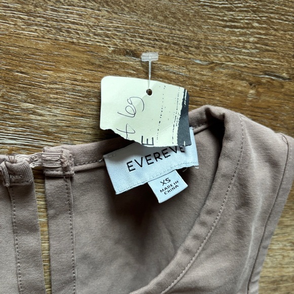 Evereve Mila Sleeveless Jumpsuit - Picture 5 of 8